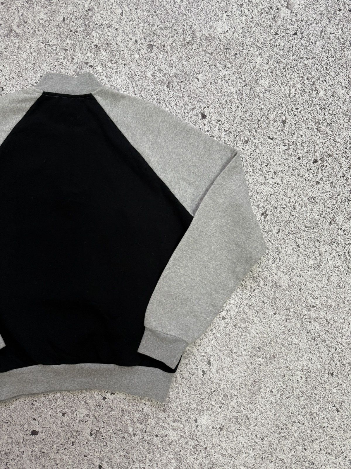 Disney × Iceberg RARE Luxury Iceberg History Disney Pluto 1/4 Zip Pullover Size US L / EU 52-54 / 3 - 7 Thumbnail