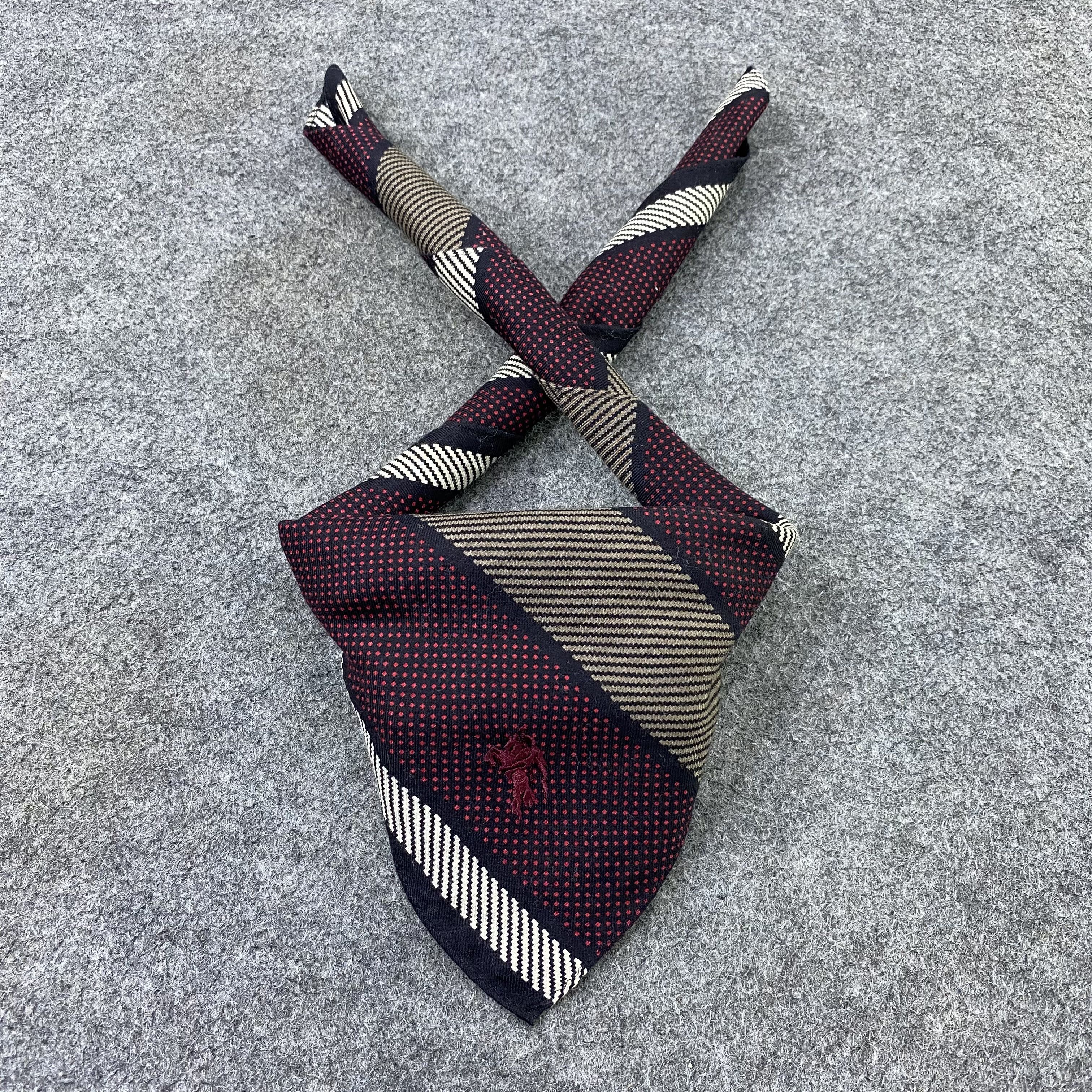 Burberry Burberry Handkerchief Neckerchief Bandana-B1754 Size ONE SIZE - 2 Thumbnail