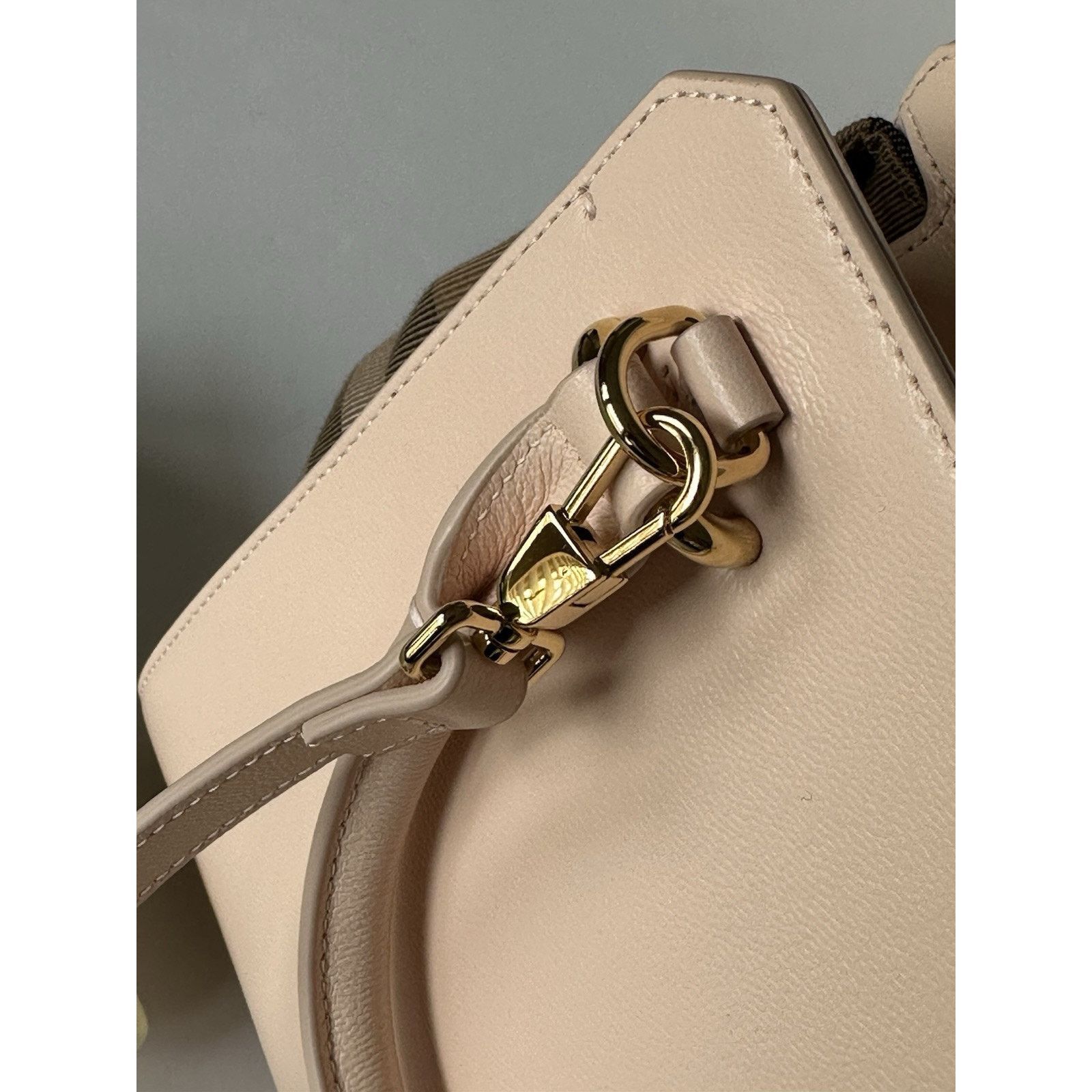 Burberry Burberry Banvell Mini Leather Cross Body Bag Cameo 8084487 Size ONE SIZE - 11 Thumbnail