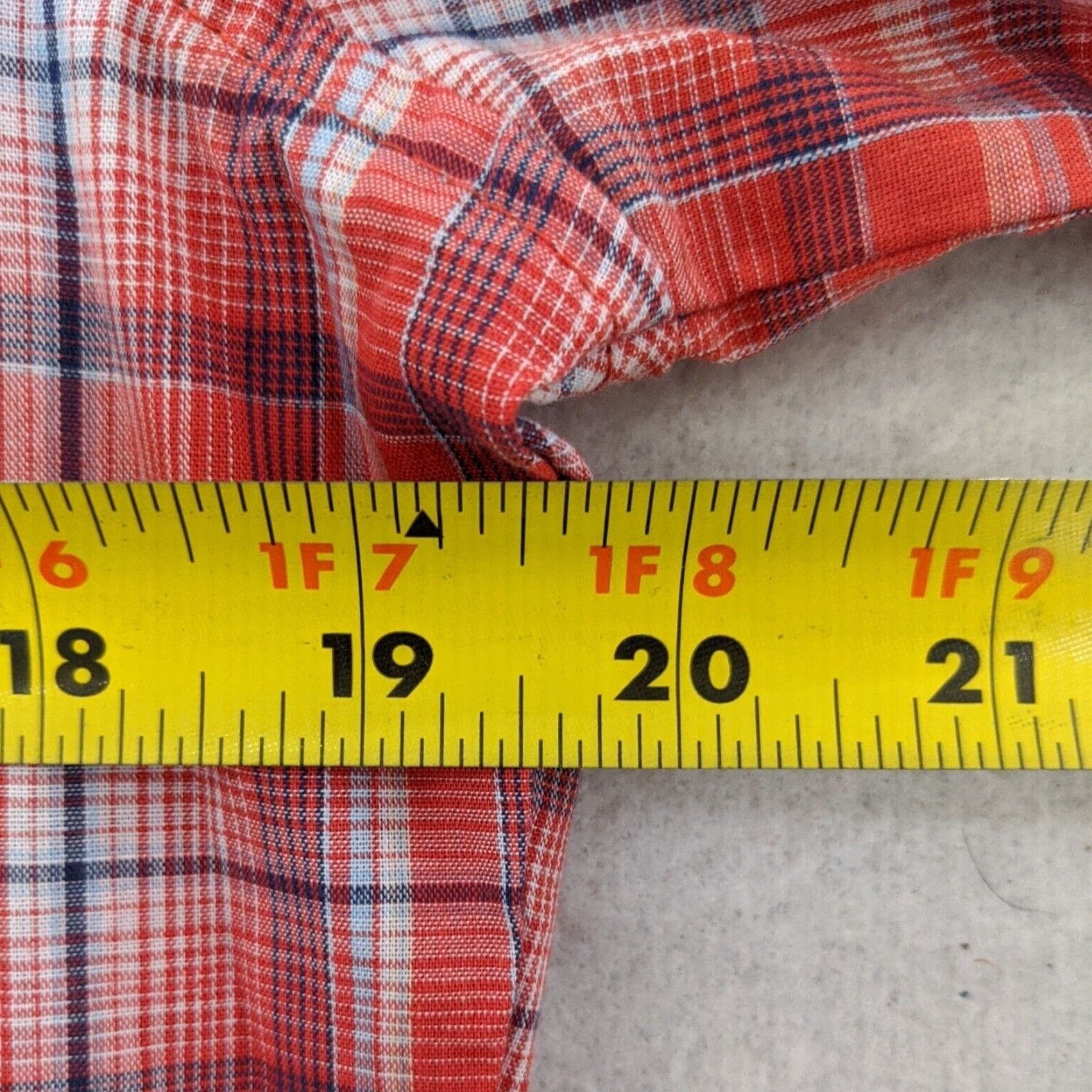 Wrangler VINTAGE Wrangler Men’s Short Sleeve Button-Up Shirt Cowboy Western Cotton Plaid S Red Size US S / EU 44-46 / 1 - 5 Thumbnail