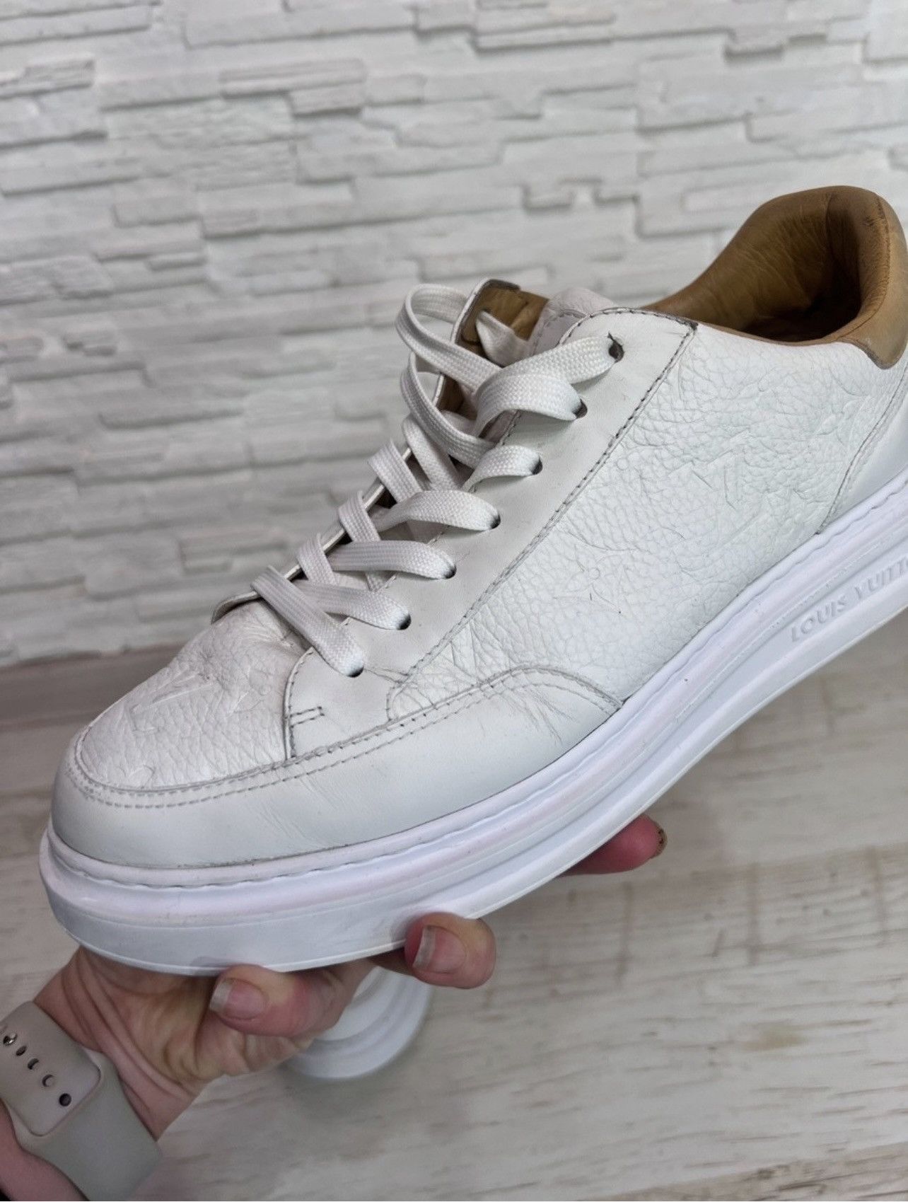 Louis Vuitton Louis Vuitton Beverly Hills White Leather Sneakers Size UK 7 Size US 8 / EU 41 - 7 Thumbnail