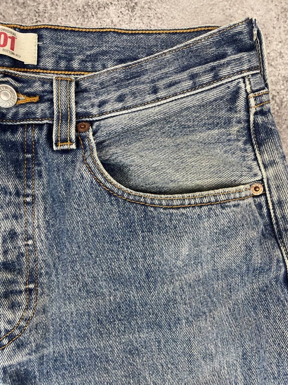 Levi's Levi's Men's Denim Jeans Blue Regular Straight Vintage Size US 31 - 8 Thumbnail