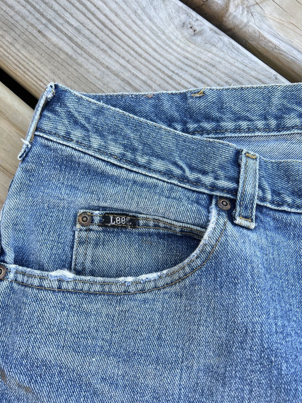 Lee × Vintage Vintage 2000s Lee Blue Denim Jeans Size US 36 / EU 52 - 12 Thumbnail