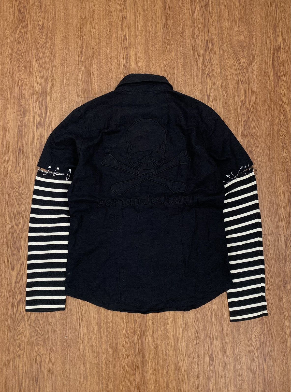 image of If Six Was Nine x Le Grande Bleu L G B Semantic Design X Roen Skull Pin Shirt in Black (Size Medium