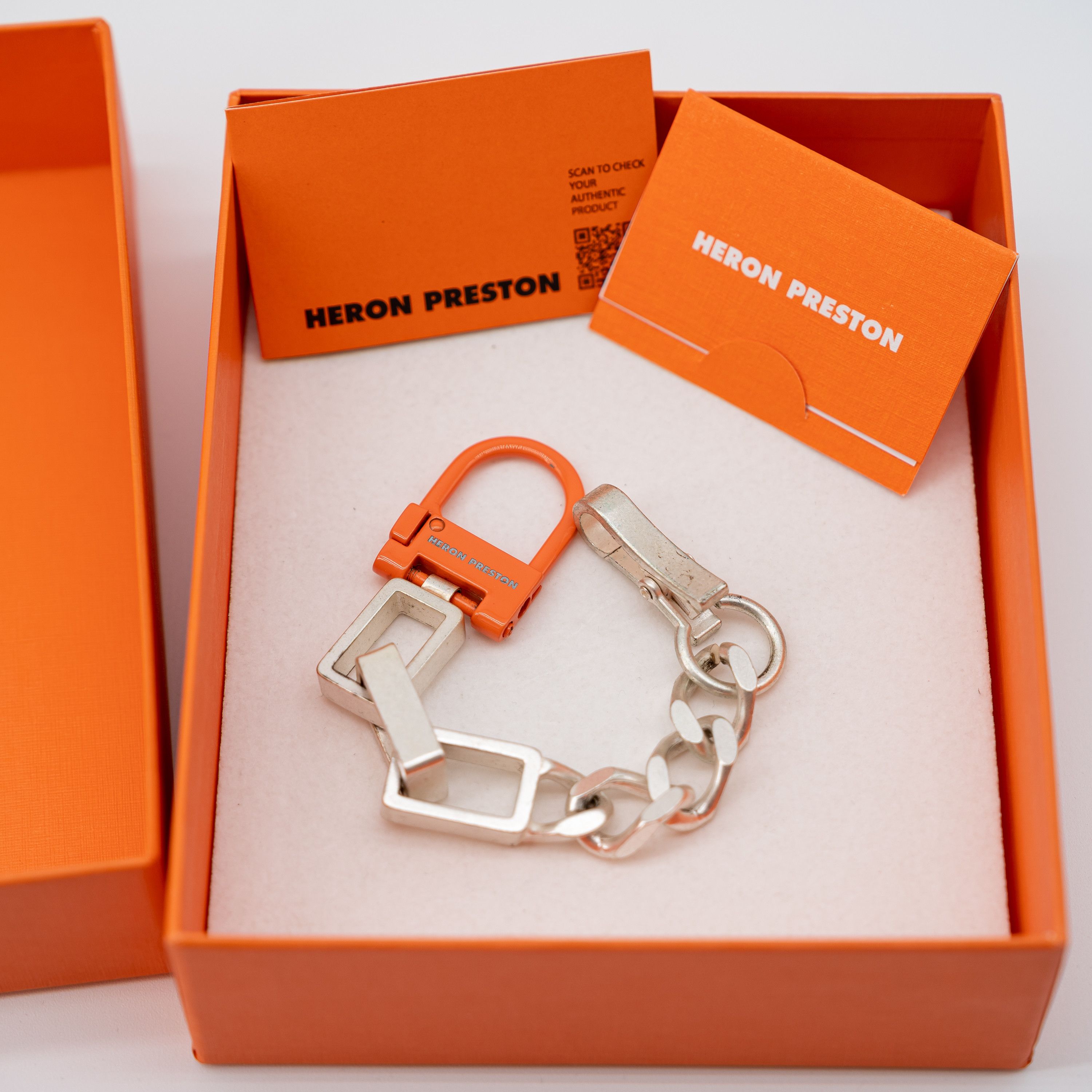 Heron Preston Heron Preston Multi Chain Square Bracelet Silver Orange Size ONE SIZE - 3 Thumbnail