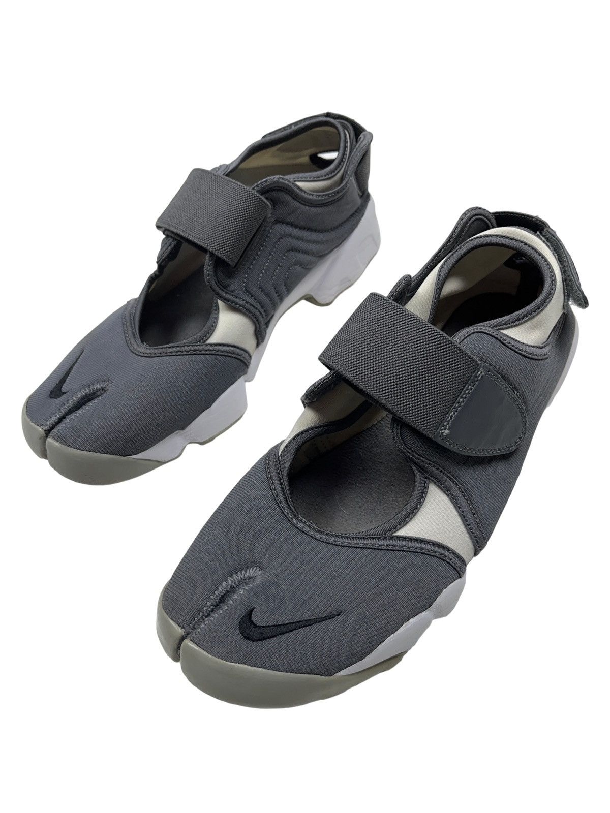 image of Vintage Nike Air Rift Tabi Ninja Shoes in Grey, Men's (Size 10)