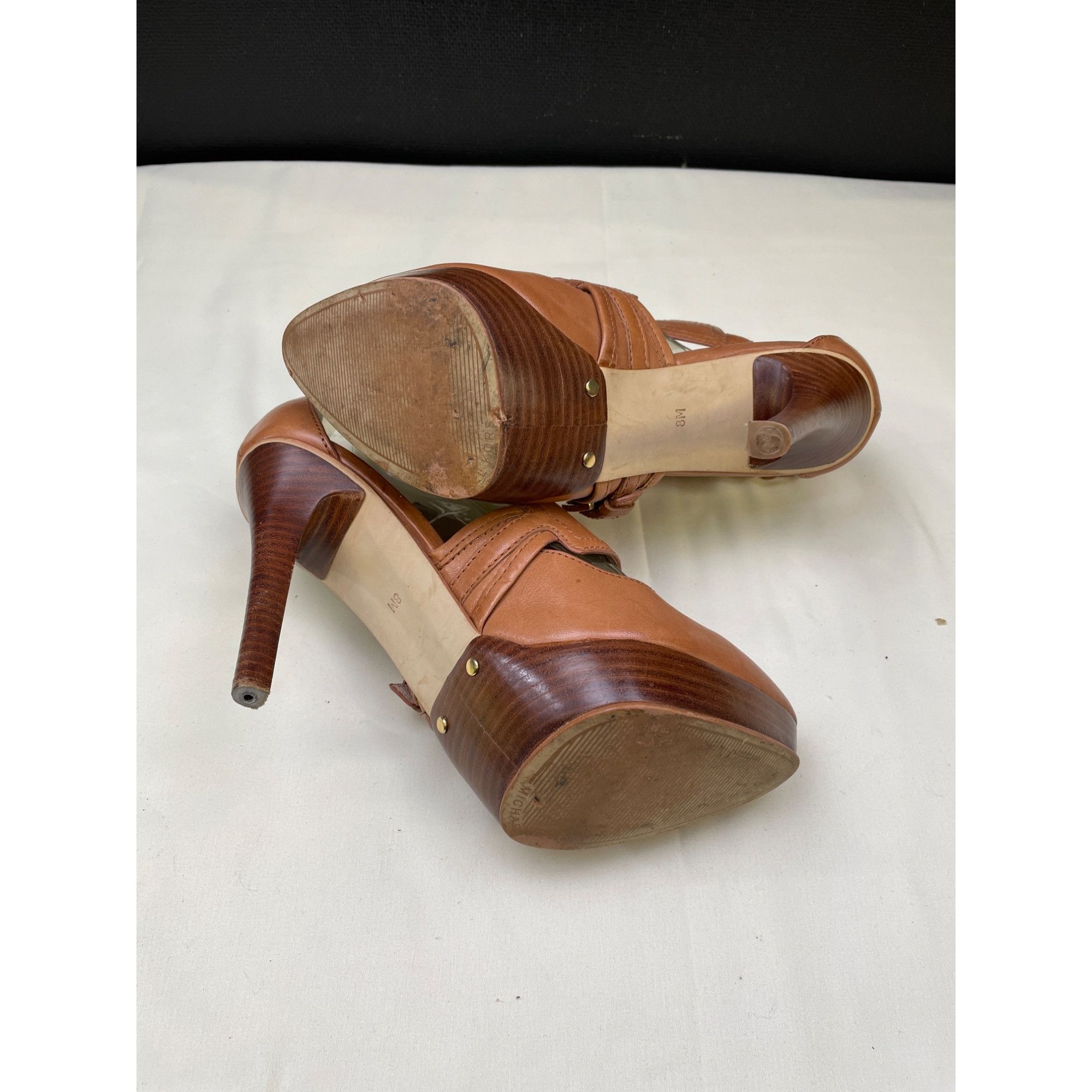 Michael Kors Michael Kors Women's Tan Leather Shoes/ Heels 4.5" Size 8M S Size US 8 / IT 38 - 5 Thumbnail