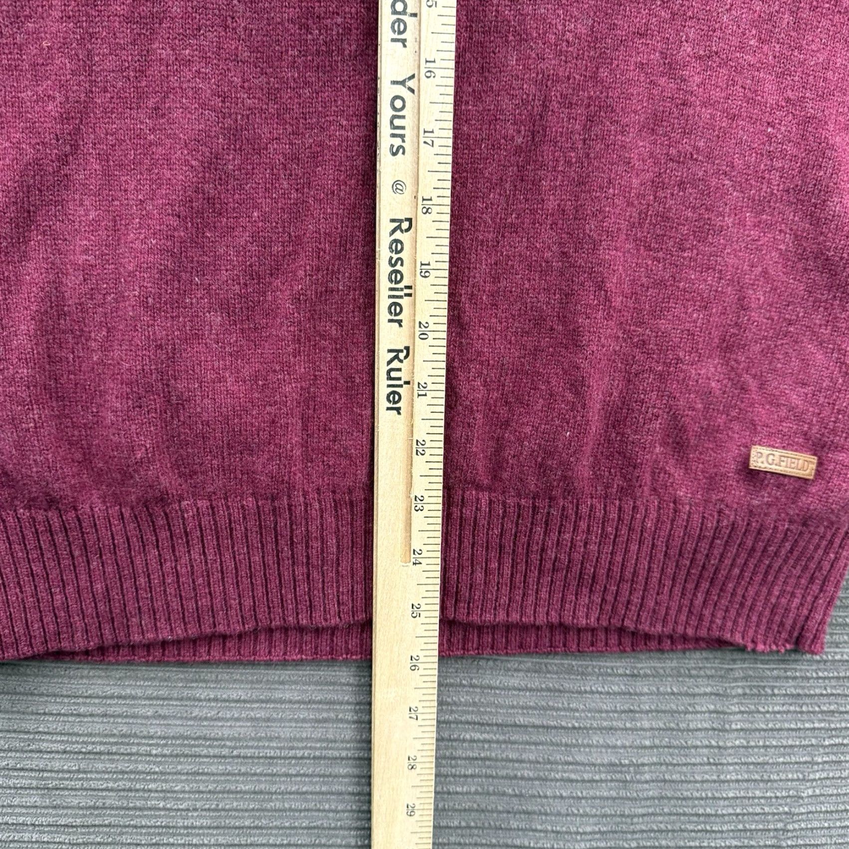 Vintage P.G Field Sweater Men M Red Lambswool Crew Neck Long Sleeve Preppy Logo Pullover Knit - All Seasons, Golf, Casual Size US M / EU 48-50 / 2 - 5 Thumbnail