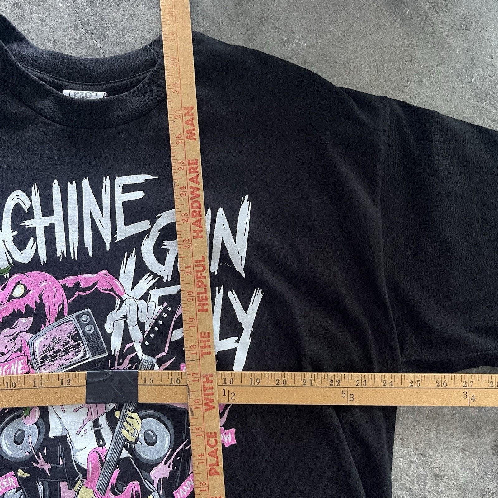 Other 2022 Machine Gun Kelly Mainstream Sellout Tour Tshirt Mens 2 Size US XXL / EU 58 / 5 - 8 Thumbnail