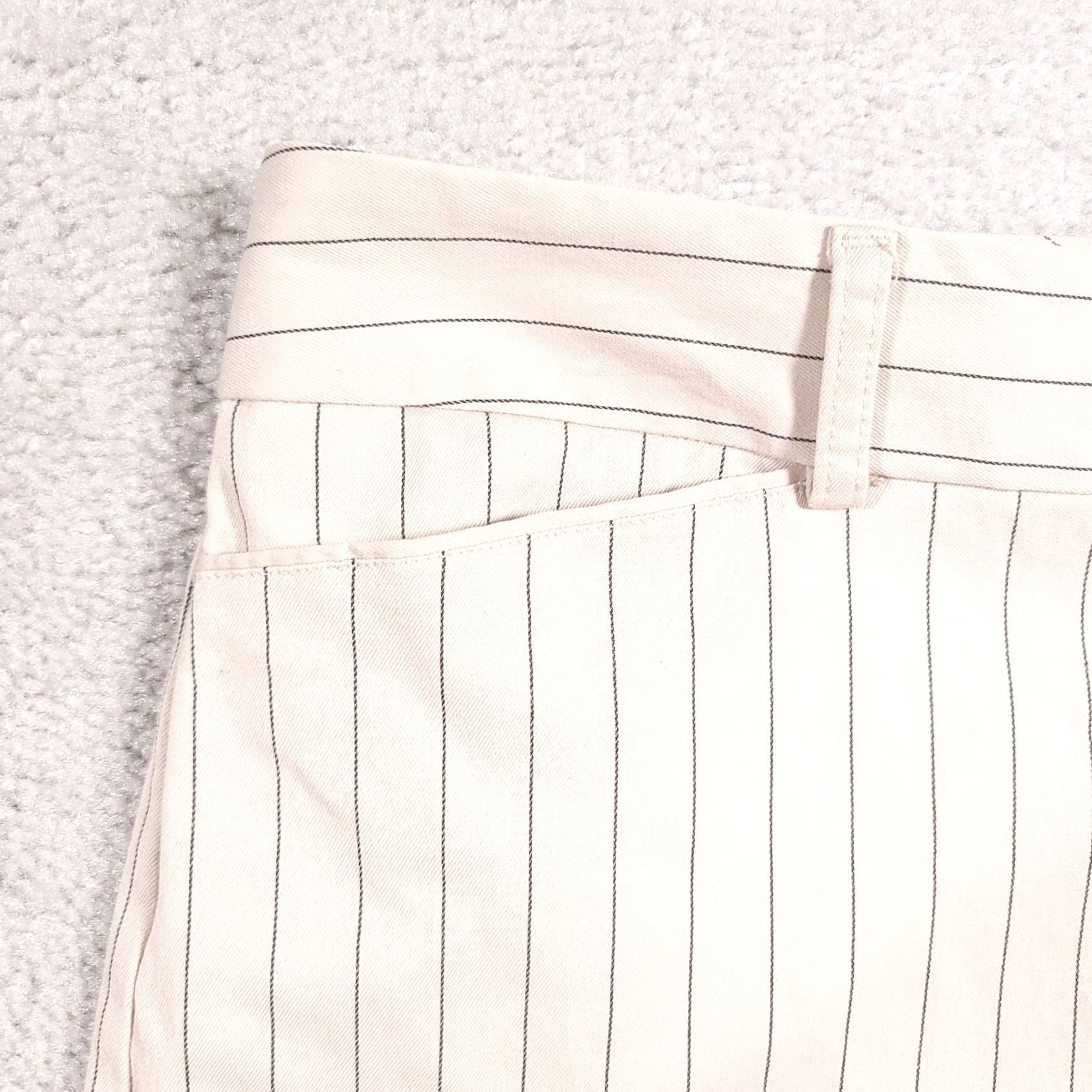 Dockers DOCKERS Capri Nouveau Fit Pants Women's 10 Tan Black Pinstripe Stretch Crop Size 32" / US 10 / IT 46 - 4 Thumbnail
