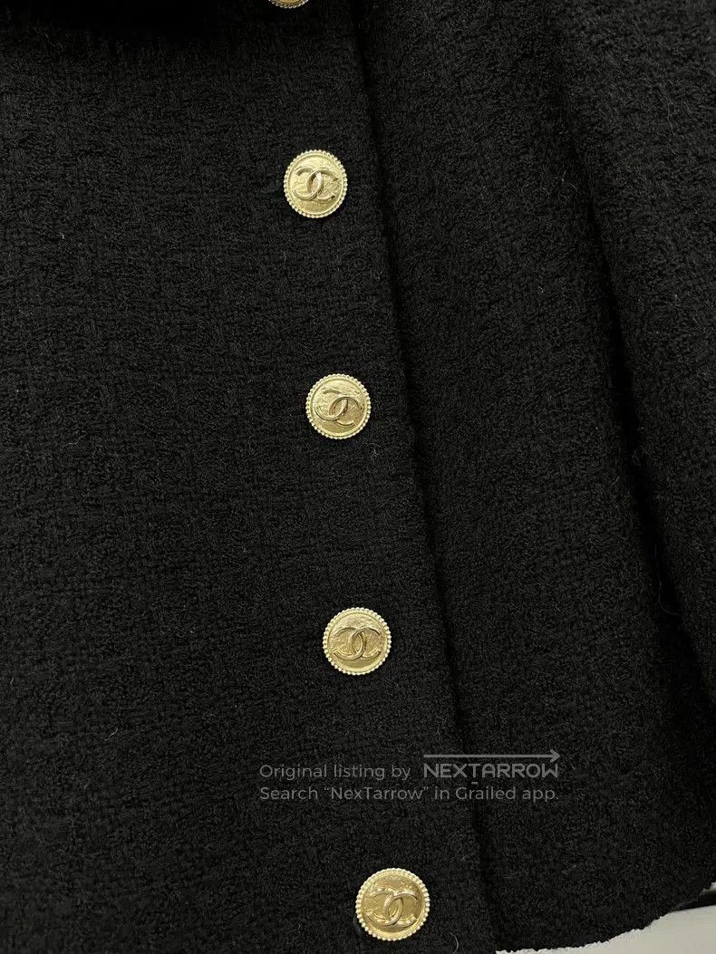 Chanel Chanel Rue Cambon Black Gold Jacket. Size US M / EU 48-50 / 2 - 2 Thumbnail