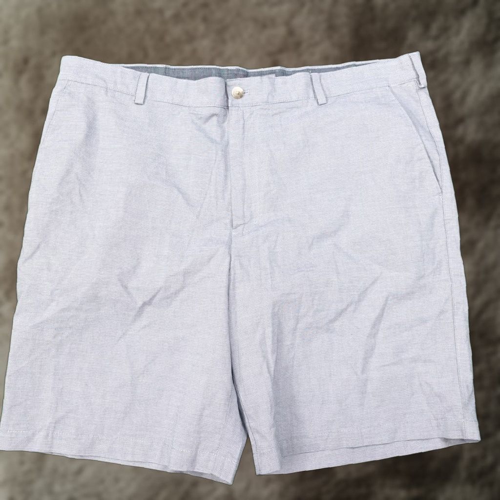 Van Heusen VAN HEUSEN Chino Shorts Mens Size 42 Flat Front Regular Fit Multicolor Casual Size US 42 / EU 58 - 1 Thumbnail