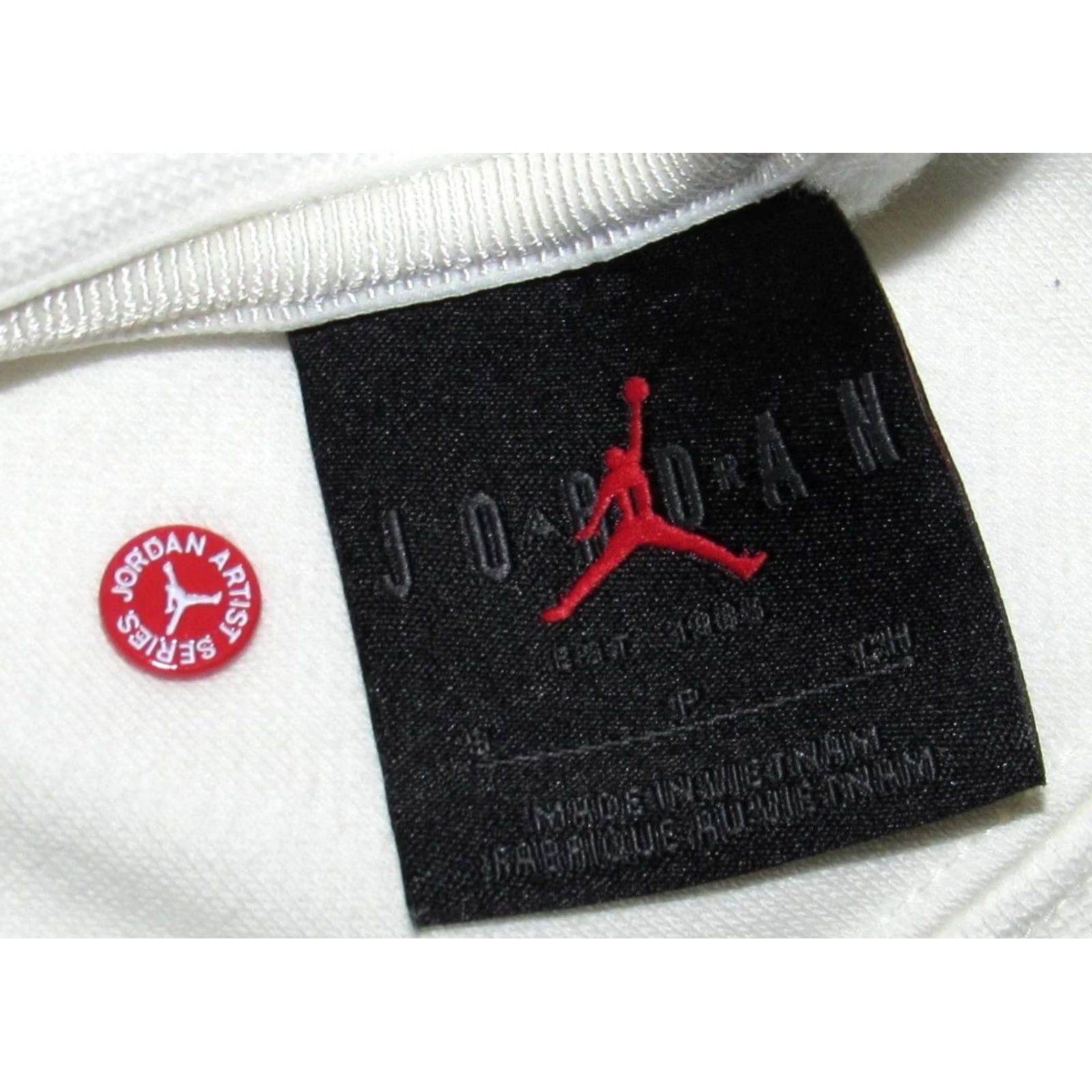 Nike NIKE Jordan Artist Series Darien Birks Crew Neck Fleece Sweatshirt Small Women White Crew Neck Sweatshirt S Womens Size S / US 4 / IT 40 - 5 Thumbnail