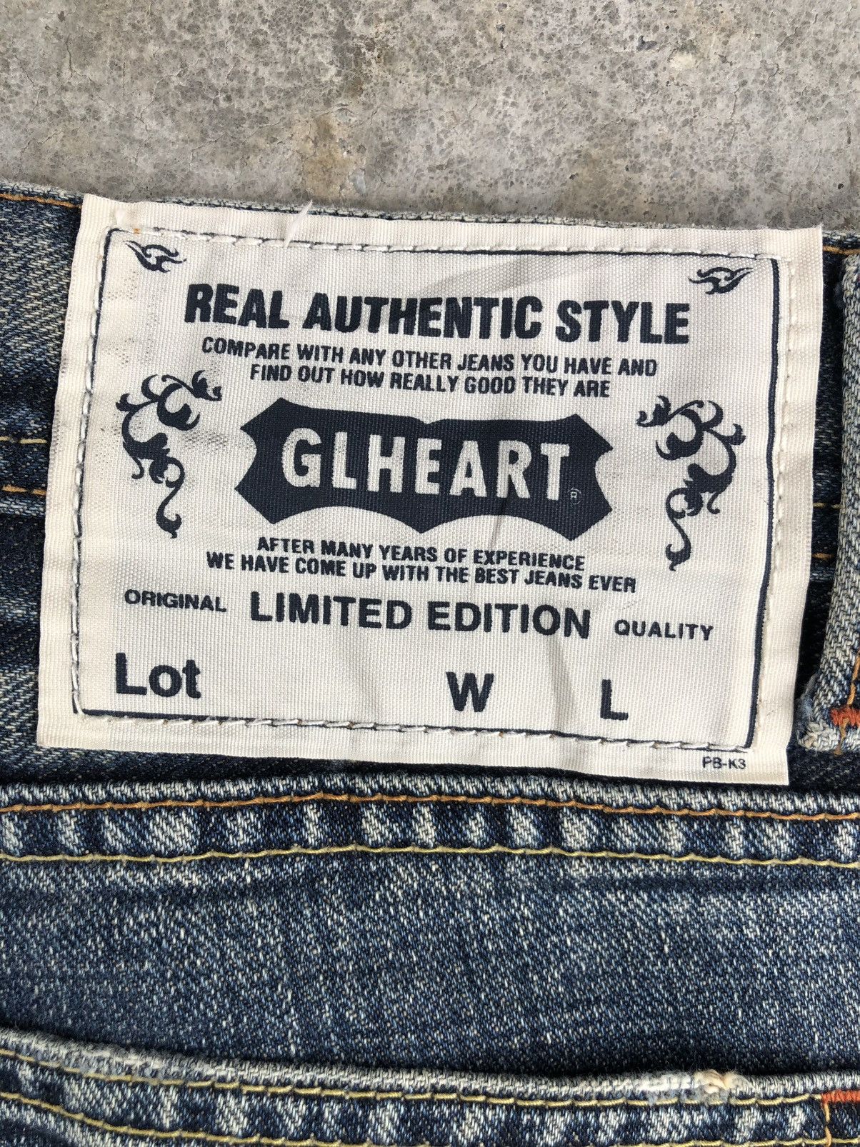Who Decides War GL Heart Flared Jeans Distressed Jeans Size US 32 / EU 48 - 18 Thumbnail