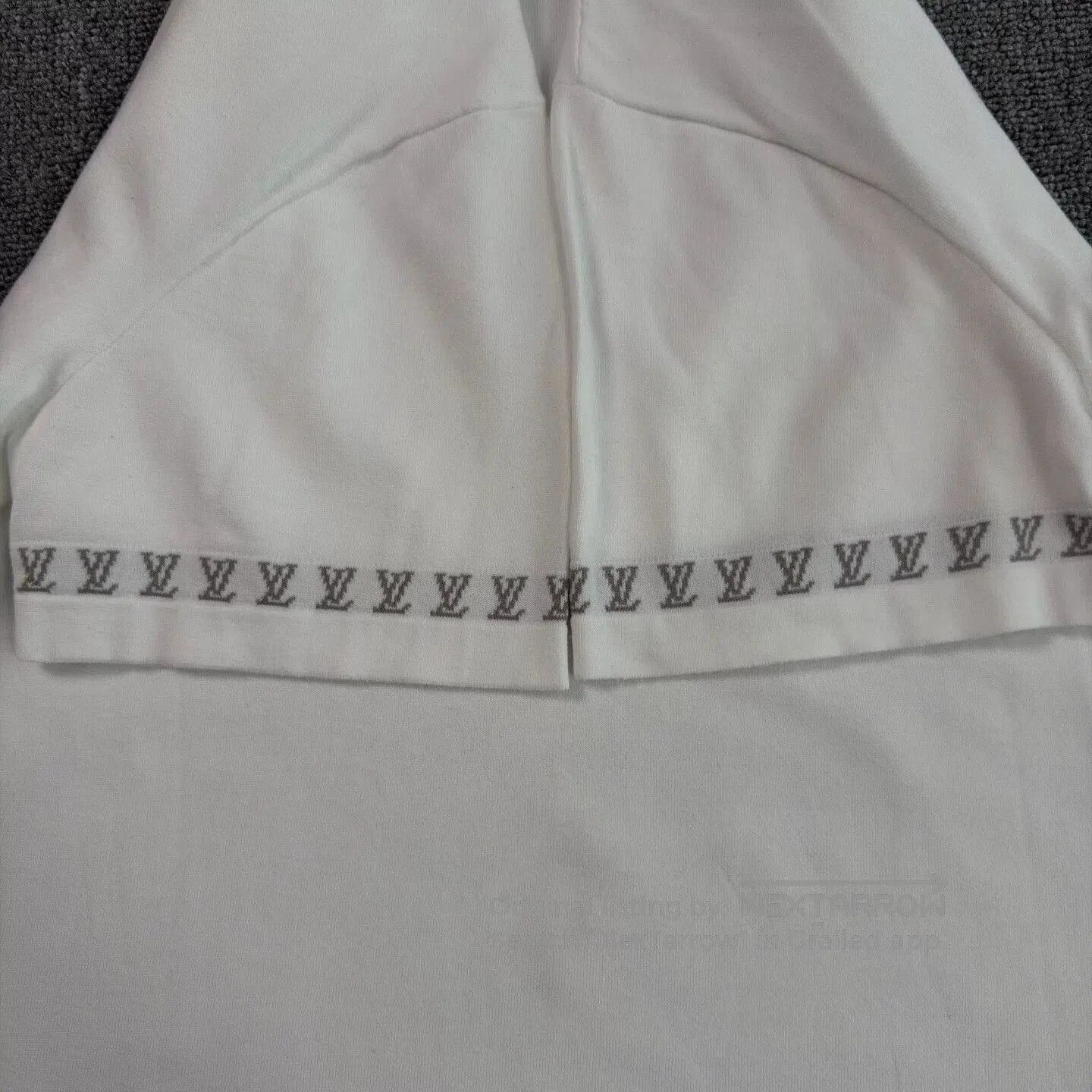Louis Vuitton LV White Cuff Print Knit Short-Sleeve. Size US S / EU 44-46 / 1 - 6 Thumbnail
