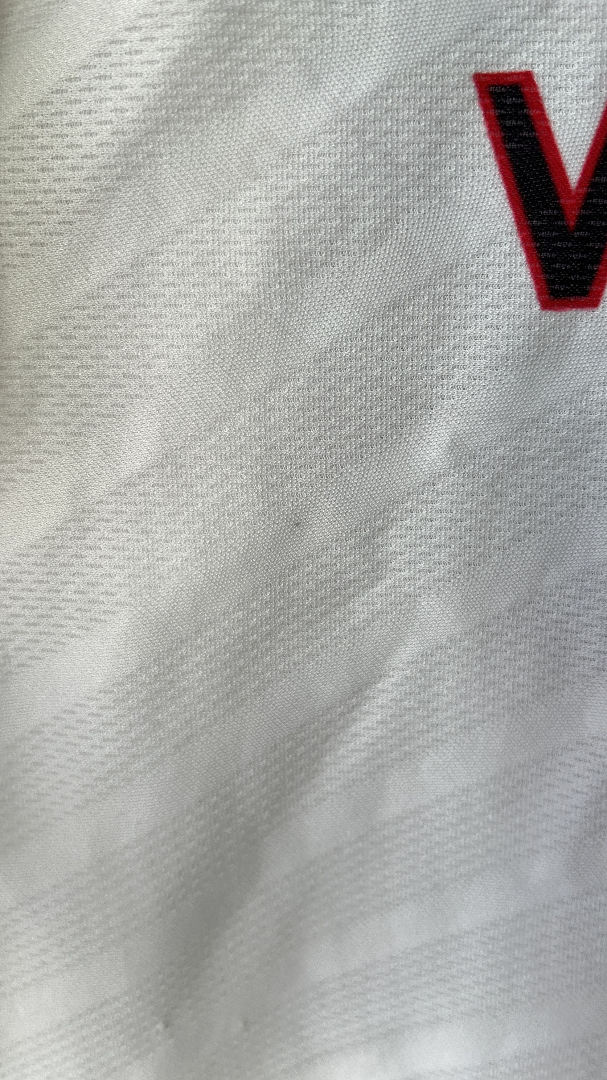 Umbro (XL) Manchester United 1996-97 Away Shirt Beckham #10 Kit Size US XL / EU 56 / 4 - 7 Thumbnail