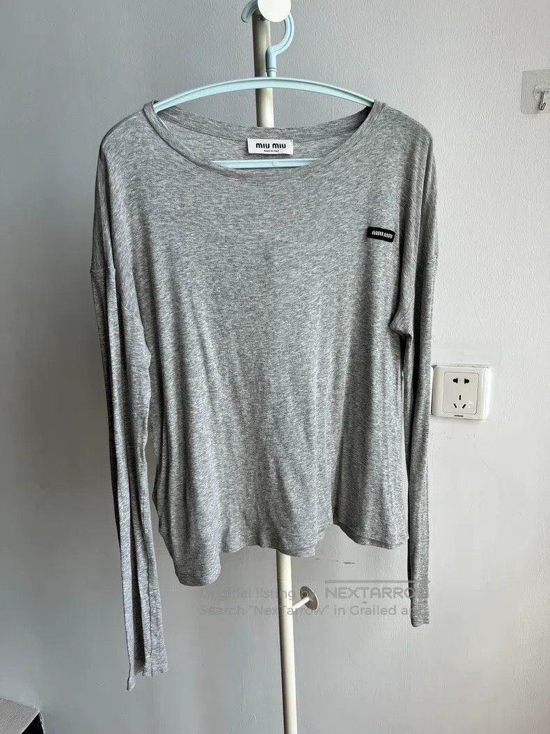 Miu Miu Miu Miu Size XS T-shirt Size XS / US 0-2 / IT 36-38 - 1 Thumbnail