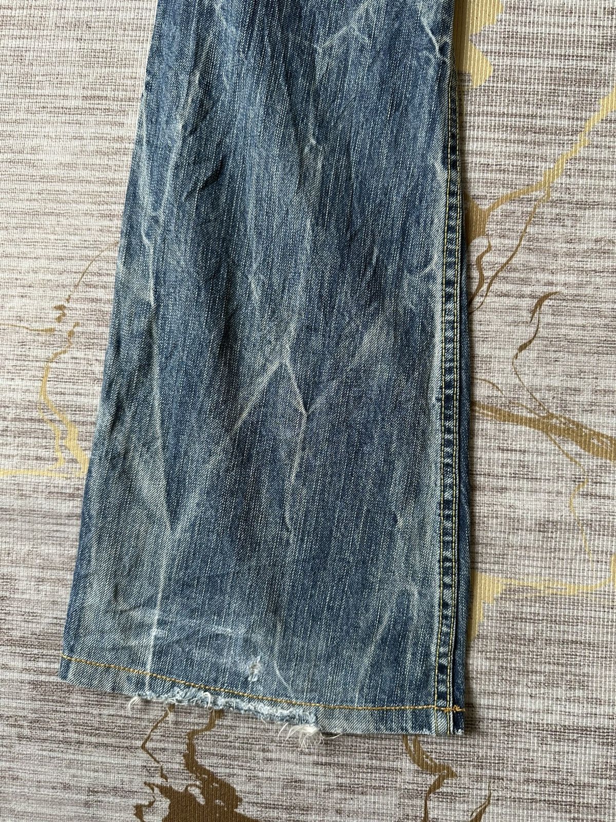 Japanese Brand FLARE Blue Way Japan Claw Marks Distressed Design Denim Size US 30 / EU 46 - 16 Thumbnail