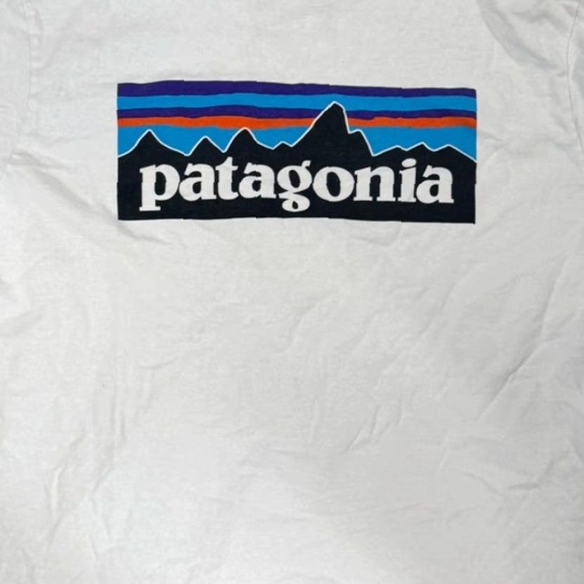 Patagonia VINTAGE Patagonia Men's P-6 Logo Light Blue Short Sleeve Responsibili-Tee Size L Size US 31 - 5 Thumbnail
