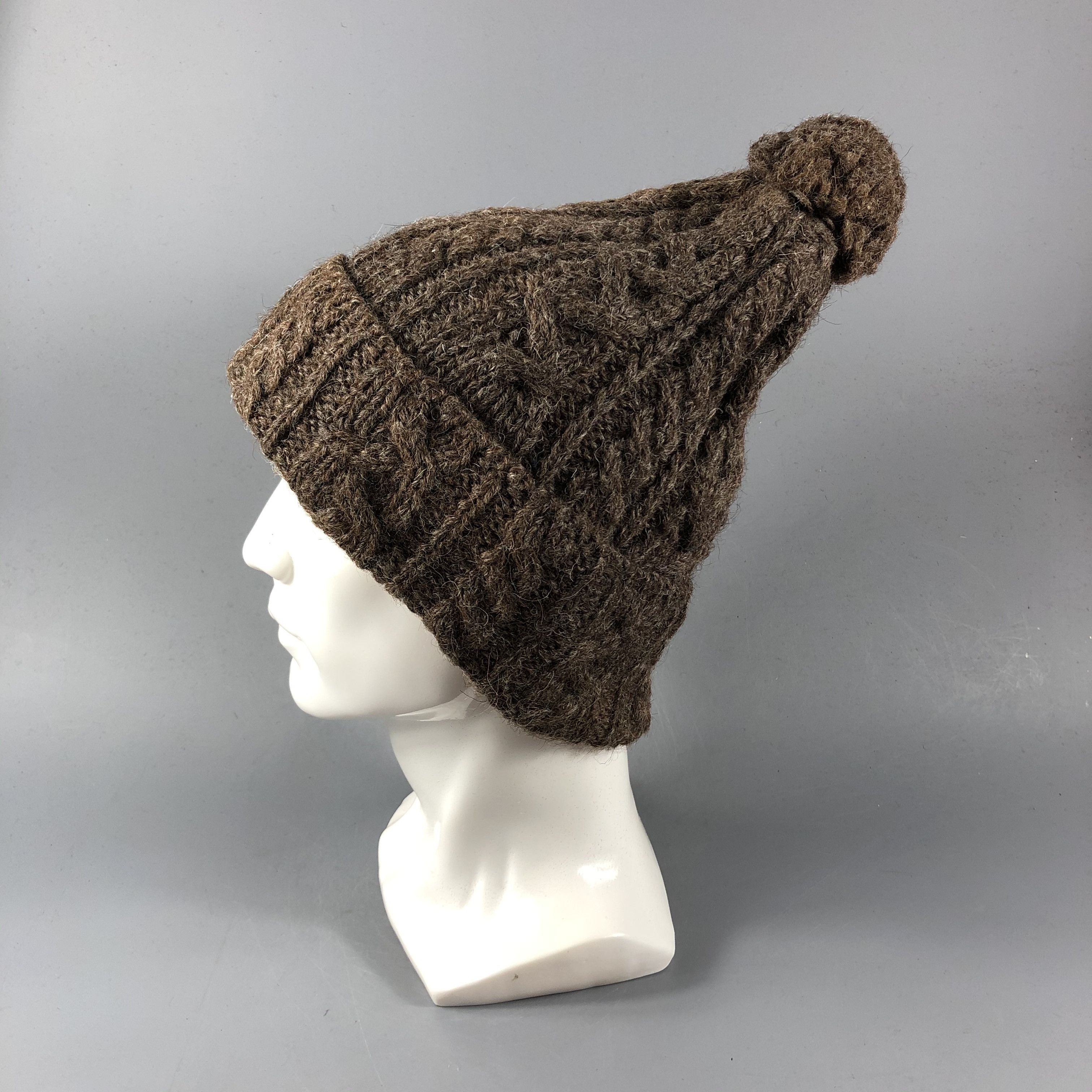 Highland 2000 Highland Cable Knit Bobble Wool Beanie Snowcap Snow Hat B753 Size ONE SIZE - 1 Thumbnail