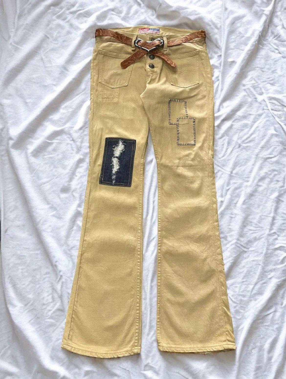 Rei Kawakubo × Tornado Mart Vintage Blutenblatt Patchwork Flared Denim With Leather Belt Size US 32 / EU 48 - 1 Thumbnail