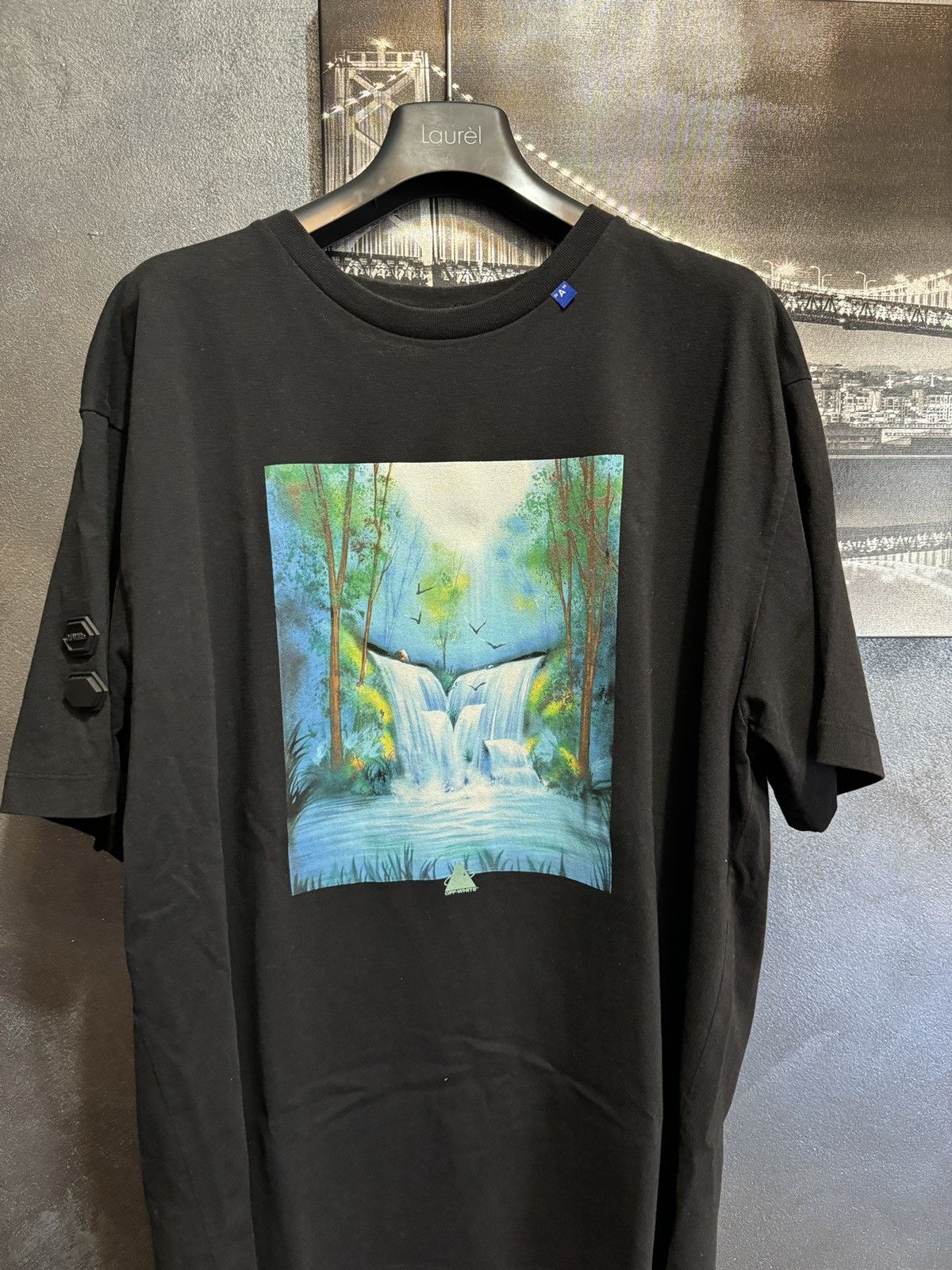 image of Off White Off-White T-Shirt Waterfall in Black, Men's (Size Small)