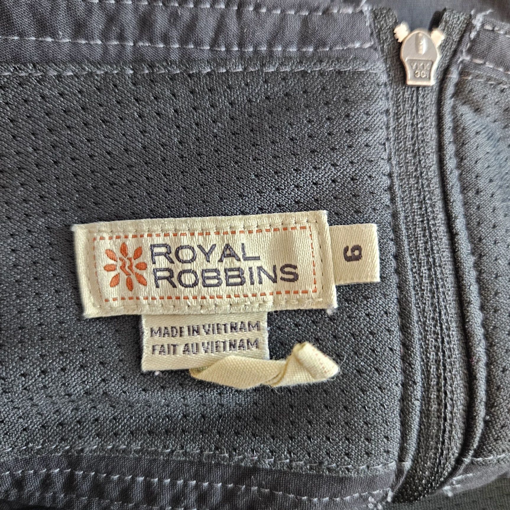 Royal Robbins VINTAGE Royal Robbins Skirt Womens Solid Black Nylon Blend Zip Pockets Knee Length A-Line 6 Womens Black Size 28" / US 6 / IT 42 - 5 Thumbnail