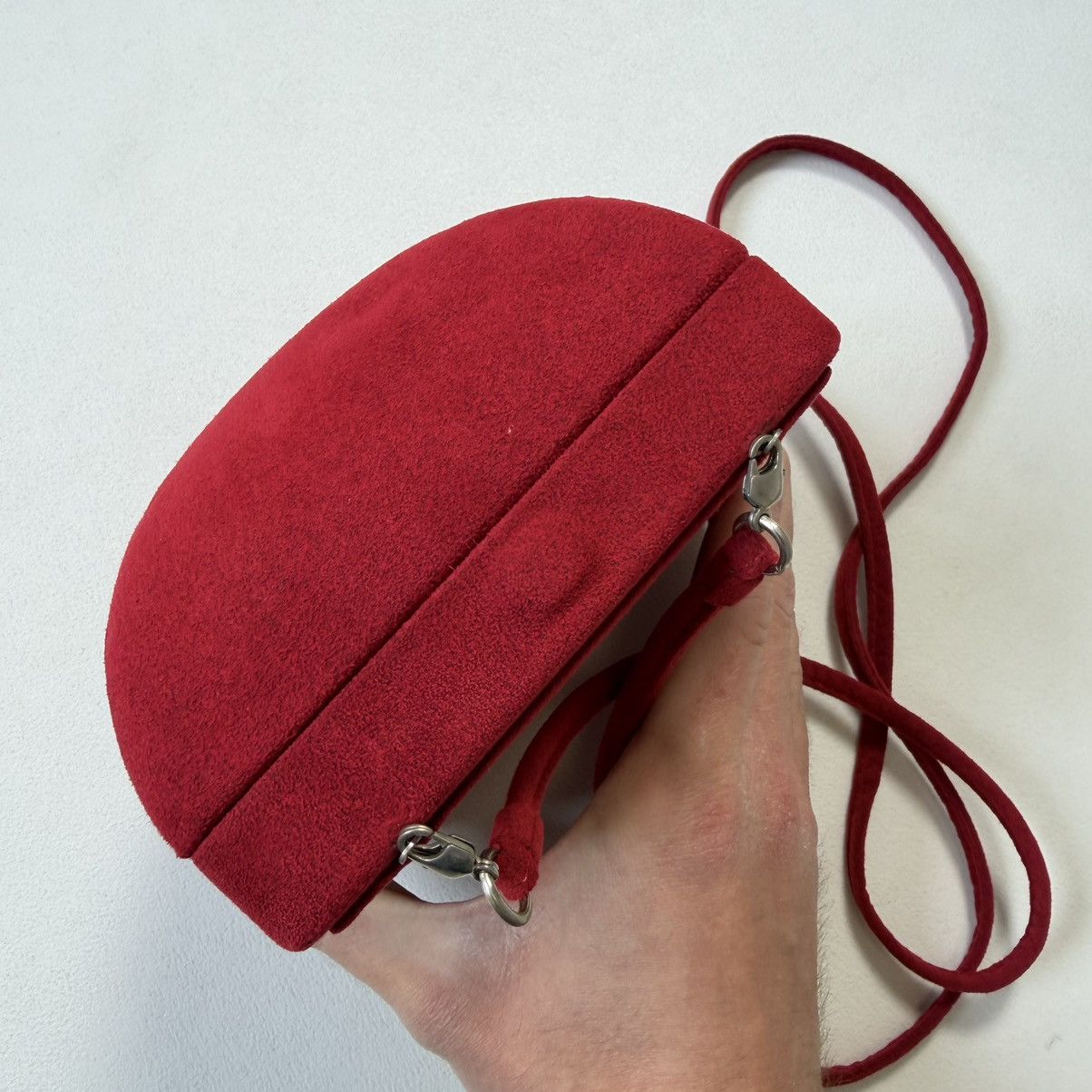 Maison Margiela A/W 10 Red Velvet ‘Trinket Box’ Hand Bag Size ONE SIZE - 9 Thumbnail