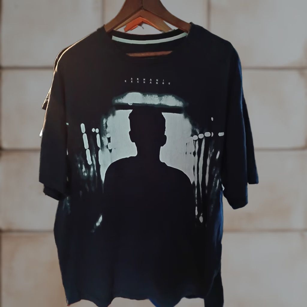 Armani Exchange VINTAGE Armani Exchange T-shirt Shadow Silhouette Size L Men Blue 90s Designer Size US L / EU 52-54 / 3 - 1 Thumbnail