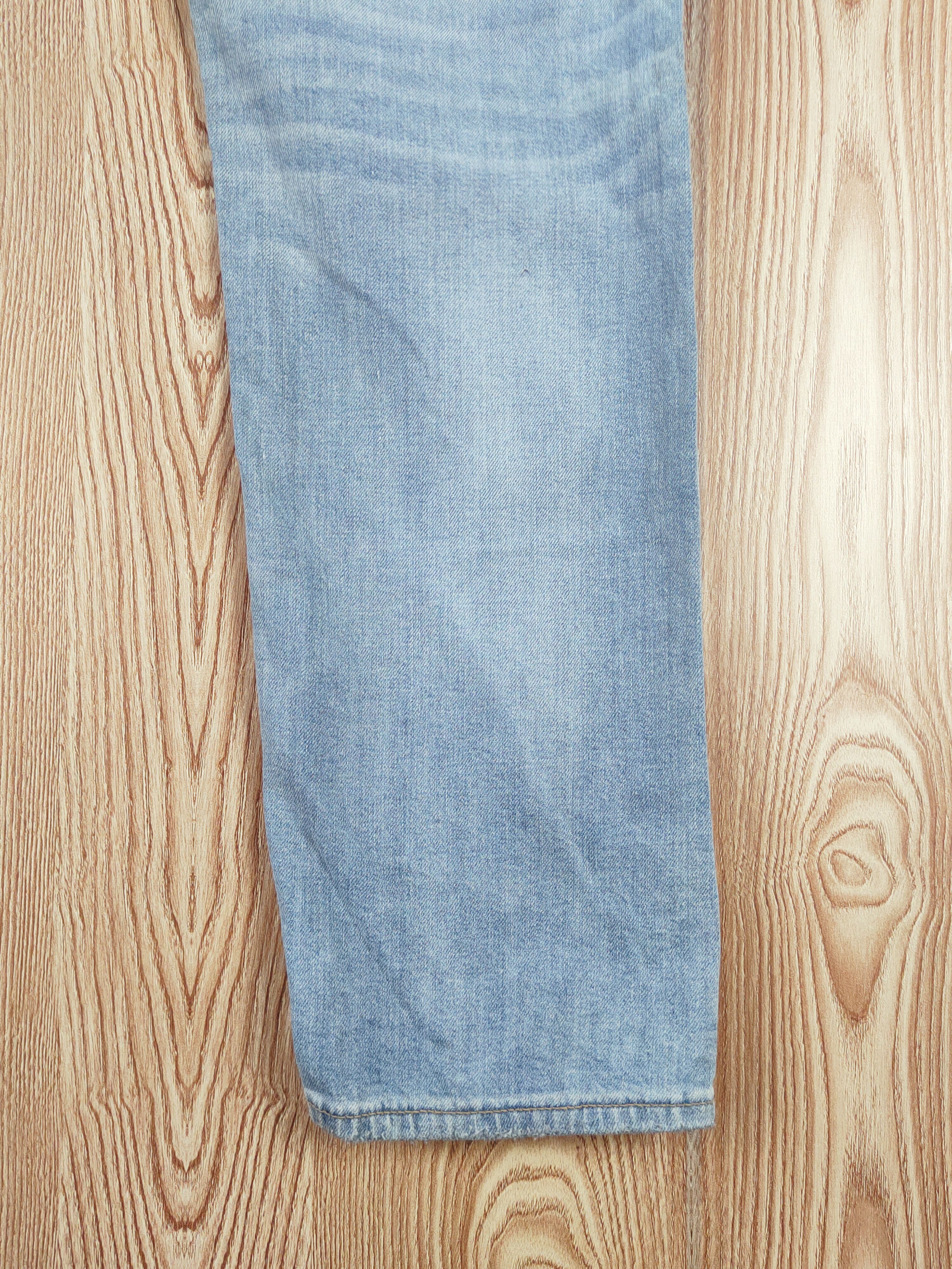 Japanese Brand Uniqlo Blue Faded Distressed Ripped Jeans #S2765 Size US 33 - 11 Thumbnail