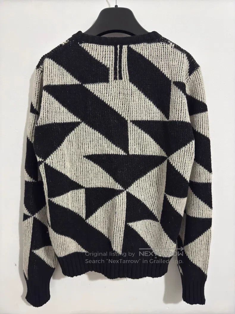 Saint Laurent Paris Saint Laurent Paris Black and White Wool Geometric Triangl Size US M / EU 48-50 / 2 - 2 Thumbnail