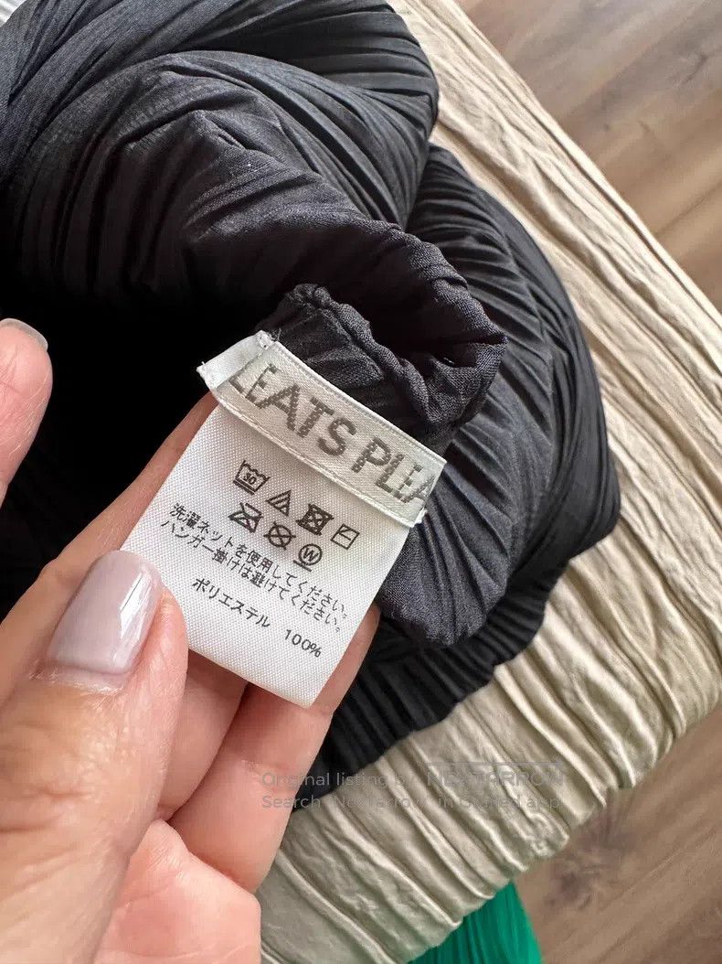 Issey Miyake Issey Miyake Matte Black Diagonal Stripe Cut Top Size L / US 10 / IT 46 - 3 Thumbnail