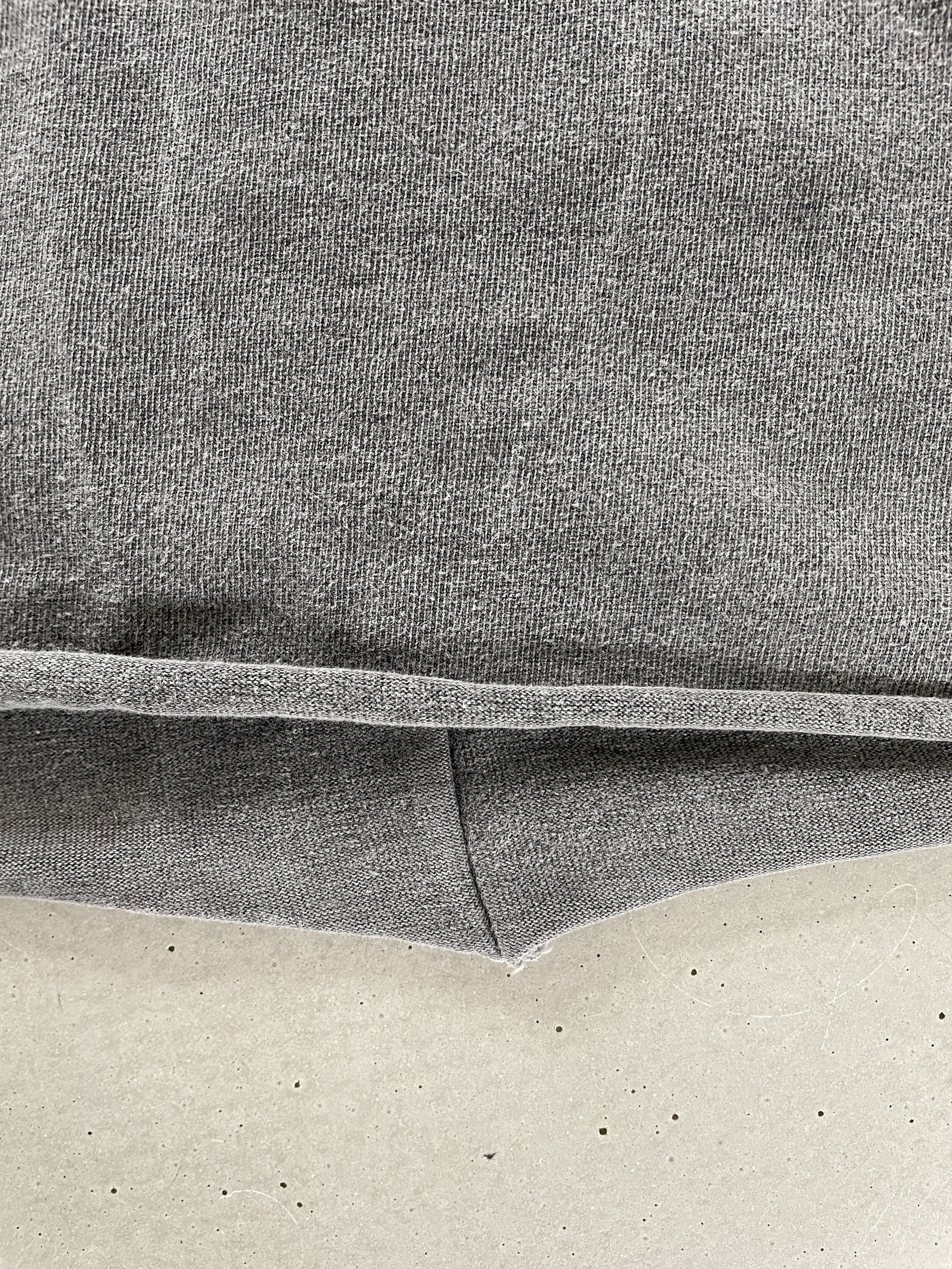 Attachment Thick grey long sleeve Size US M / EU 48-50 / 2 - 4 Thumbnail