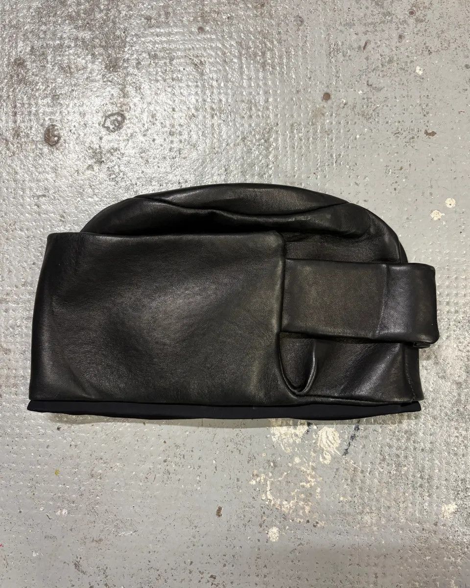 Prada 2000s Prada Black Leather Structured Hat Size ONE SIZE - 1 Thumbnail