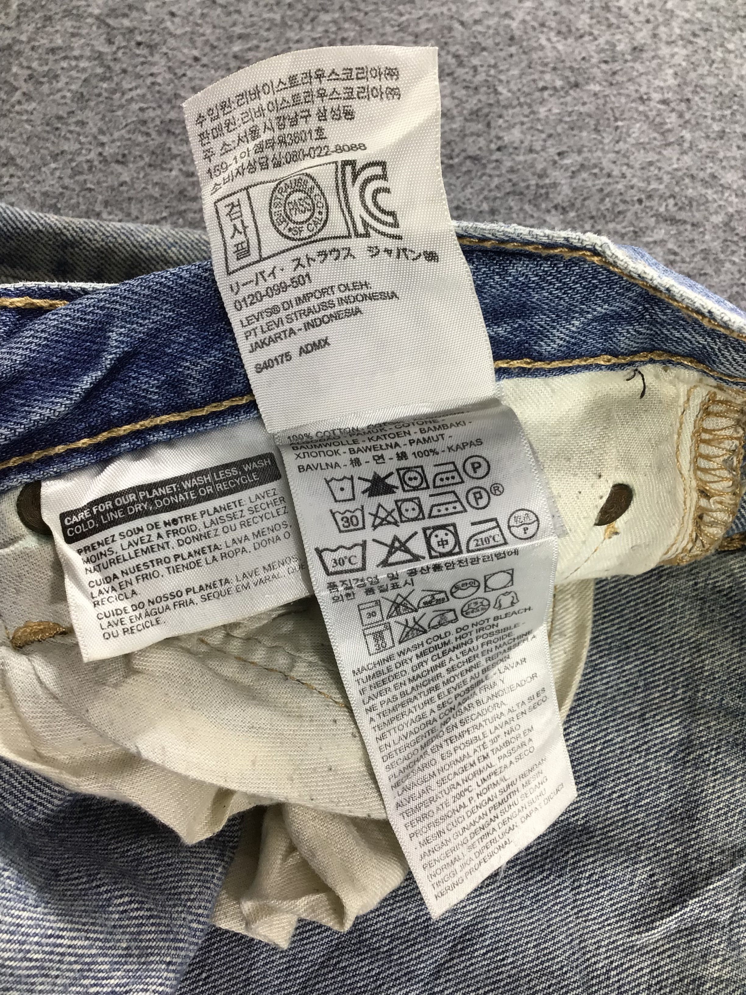 Levi's × Vintage Vintage Levis 501 Jeans Distressed-J823 Size US 35 - 9 Thumbnail