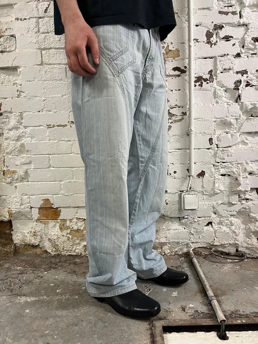 Roberto Cavalli 2000s Cavalli Light Blue Stiched Denim Jeans Size US 32 / EU 48 - 2 Thumbnail