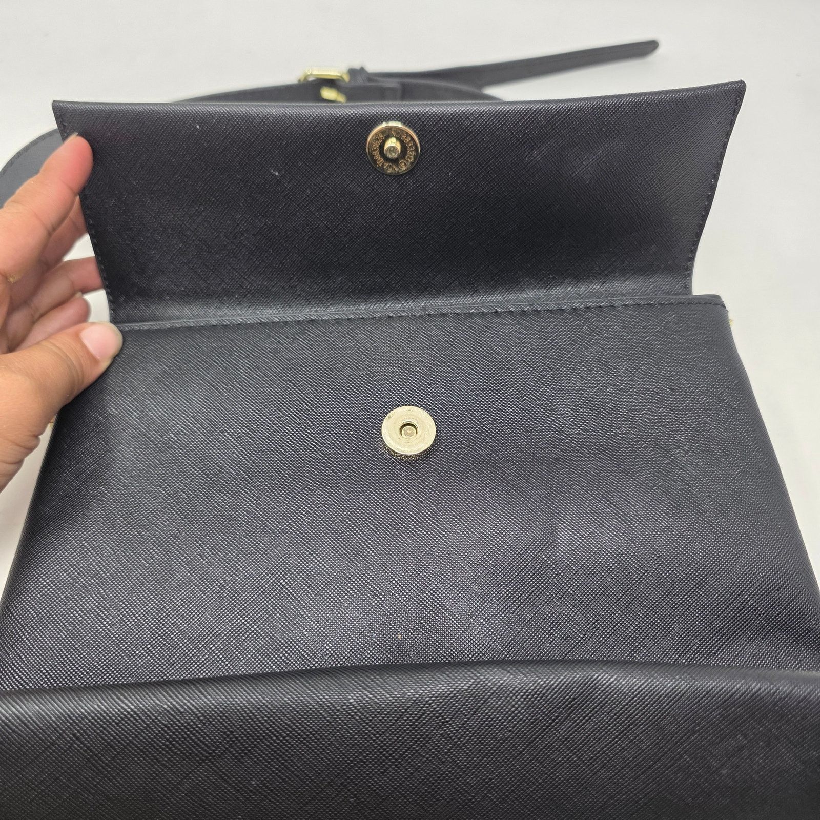 Steve Madden Steve Madden Black Crossbody Foldover Bag Gold Hardware Size ONE SIZE - 6 Thumbnail