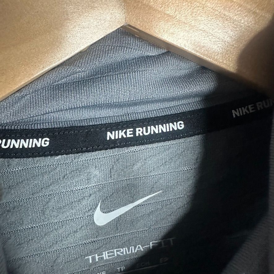 Nike Nike Women's Therma FIT Swift Element Turtleneck Running Top Size XS / US 0-2 / IT 36-38 - 9 Thumbnail