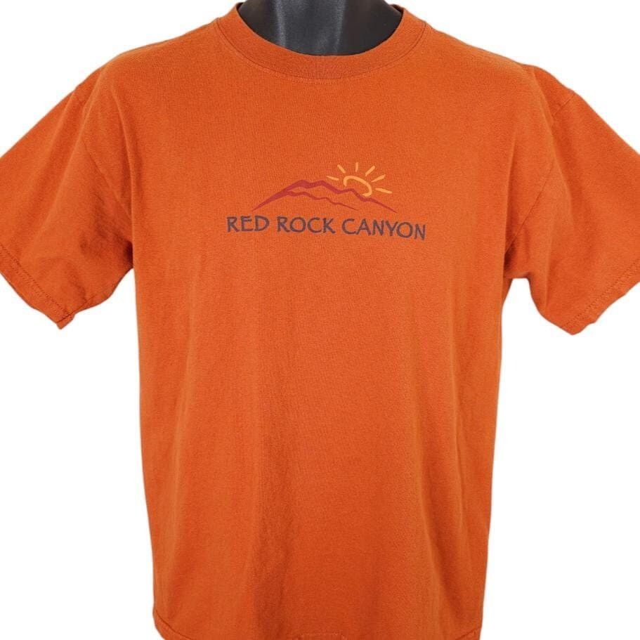 Vintage Vintage Red Rock Canyon T Shirt Mens Size Medium Orange Y2K Size US M / EU 48-50 / 2 - 1 Thumbnail