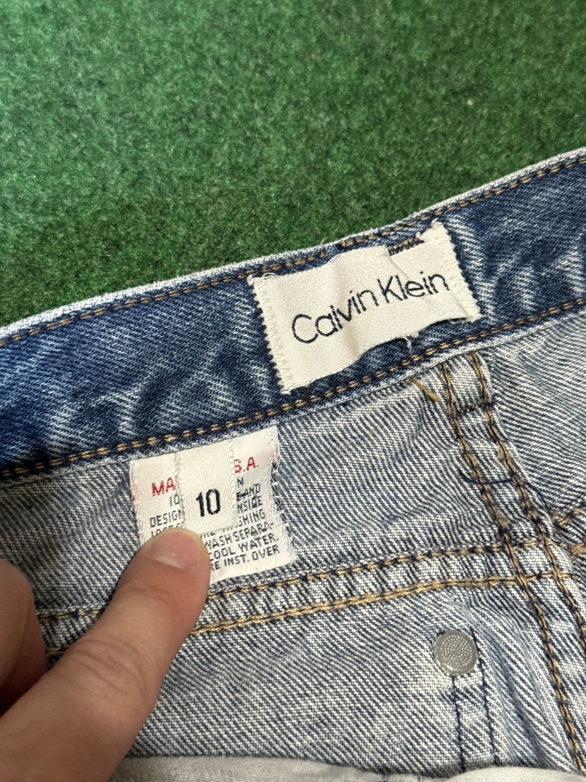 Calvin Klein × Vintage Vintage 80s 90s Calvin Klein Medium Wash Distressed Jeans Size 28" / US 6 / IT 42 - 4 Thumbnail