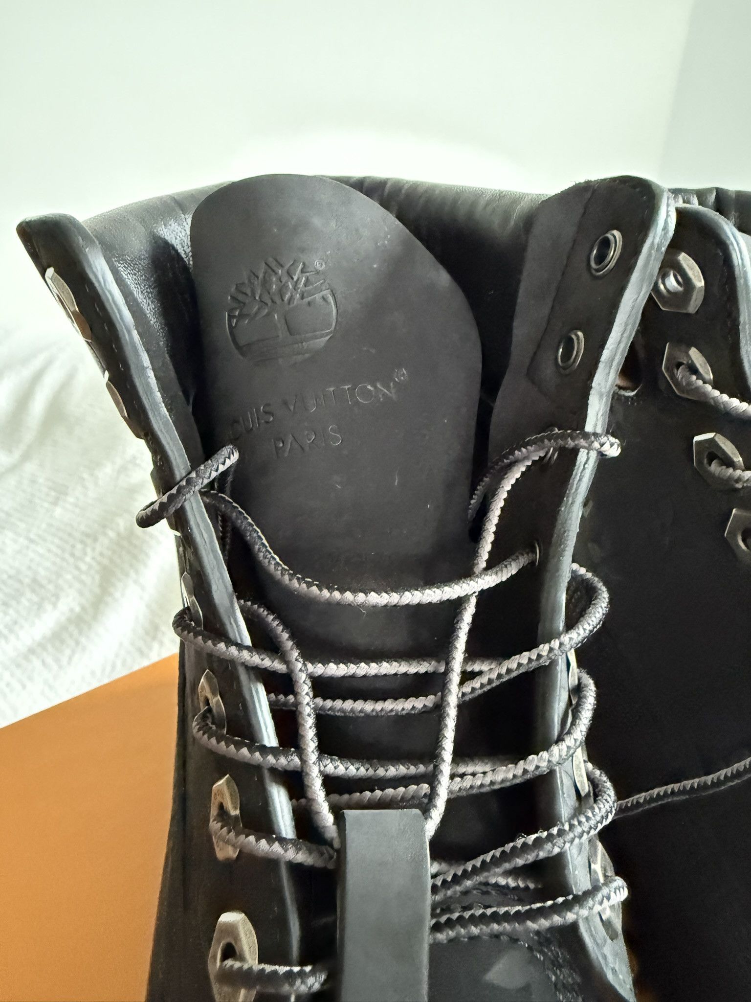Louis Vuitton × Timberland Louis Vuitton Timberland 6" Ankle Boot Black Monogram Size US 10 / EU 43 - 4 Thumbnail