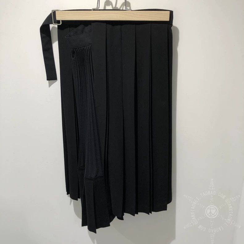 Comme des Garcons Comme Des Garcons size S Skirt Size 23" - 1 Thumbnail
