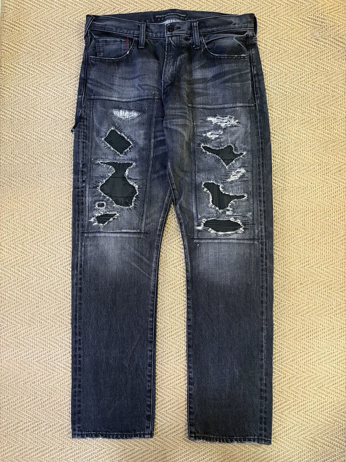 Vanquish denim by vanquish & fragment distressed jeans Size US 36 / EU 52 - 1 Thumbnail