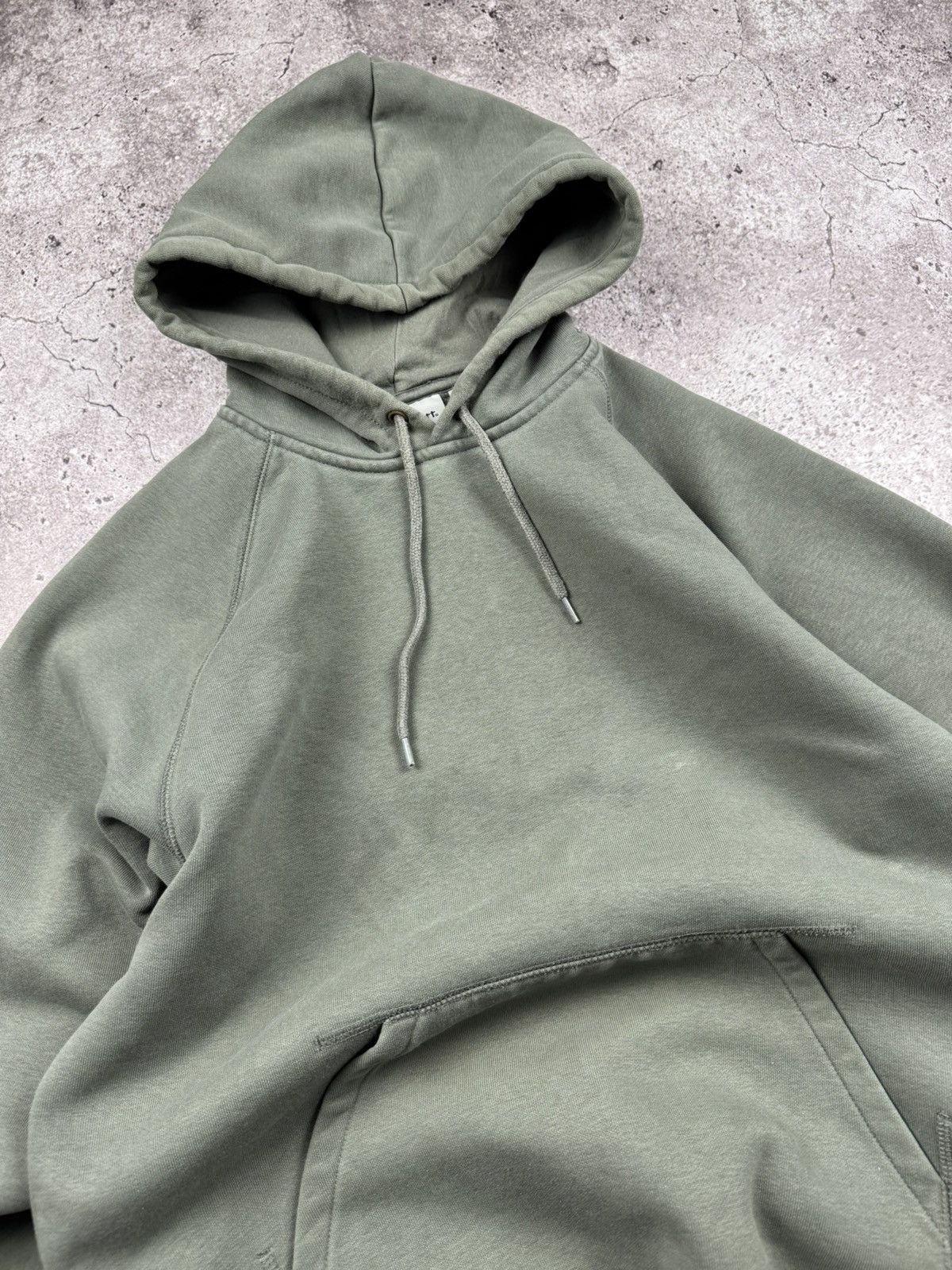 Carhartt × Japanese Brand × Vintage Crazy Vintage Carhartt Hoodie Faded Baggy Grunge Skater Size US S / EU 44-46 / 1 - 3 Thumbnail