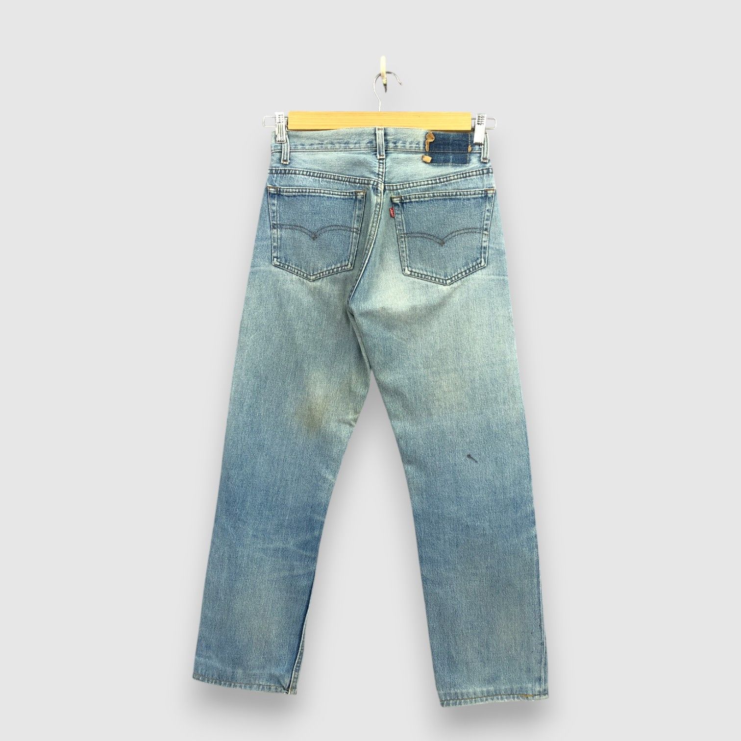 Levi's Vintage Levis 501 Faded Jeans Levi's Light Wash Ripped Denim Size 26" / US 2 / IT 38 - 2 Thumbnail