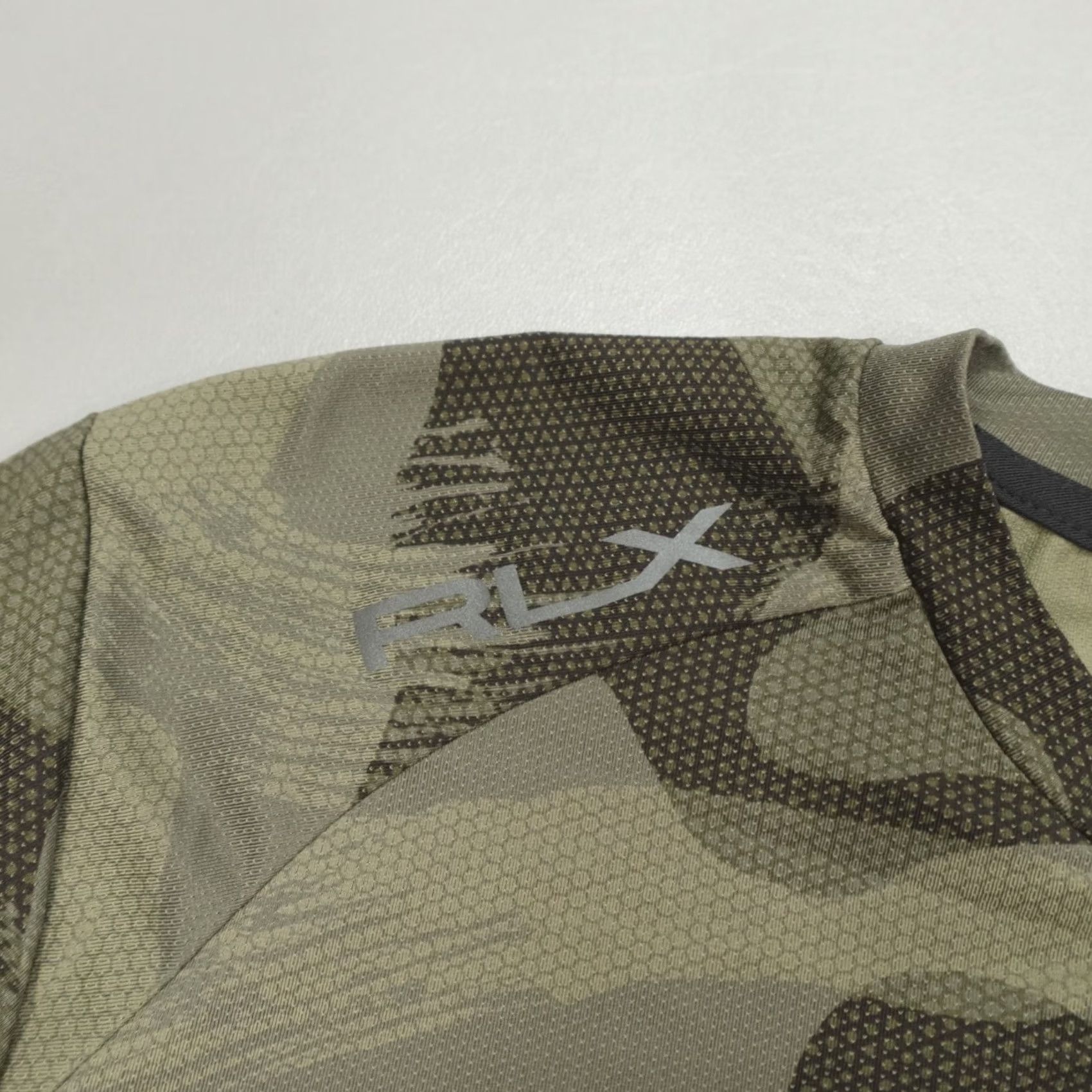 RLX Ralph Lauren RLX Ralph Lauren Camo L/S Pullover Top Green Men's Size S Lightweight Moisture Wicking Logo Pullover Casual Activewear Golf Size US S / EU 44-46 / 1 - 4 Thumbnail