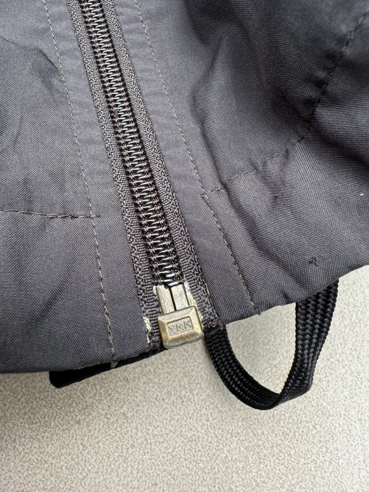 Nike 90’s NIKE RARE SWOOSH Y2K RETRO VINTAGELOGO ZIP NYLON JACKET Size US XL / EU 56 / 4 - 7 Thumbnail