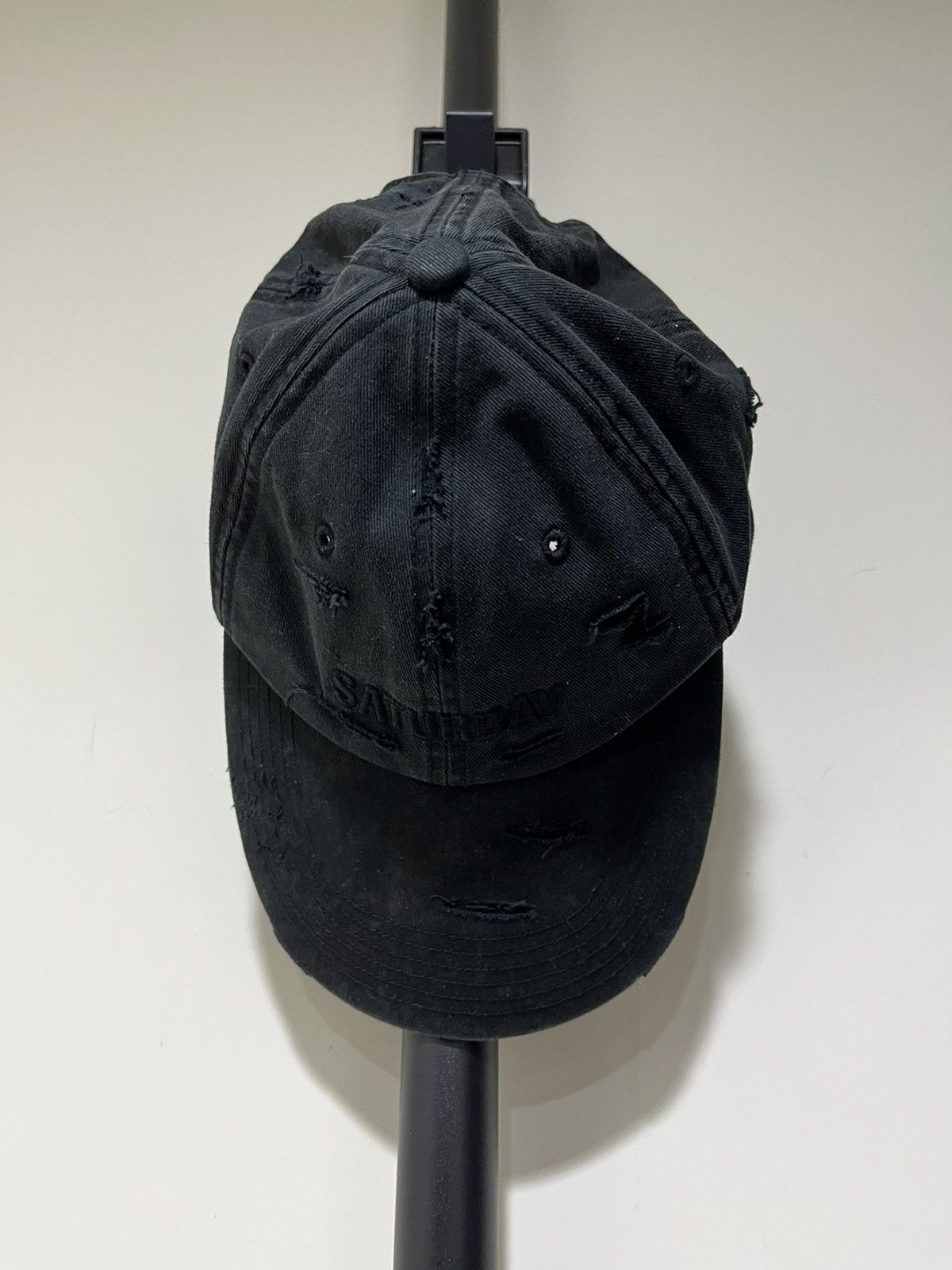 image of Vetements Cap Hat in Black, Men's