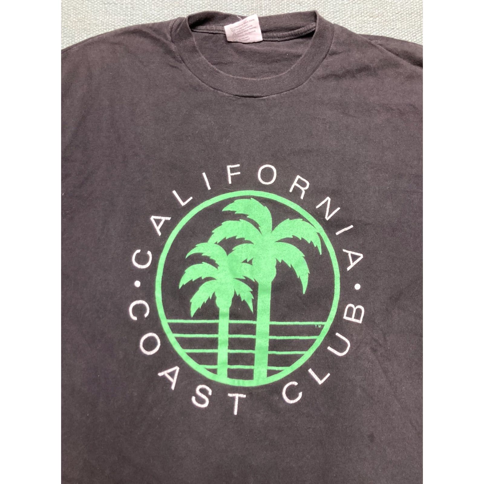 Hanes VINTAGE 80s California Coast Club T Shirt Hanes All Cotton Large Black Men L Neon Palm Tree Size US L / EU 52-54 / 3 - 2 Thumbnail