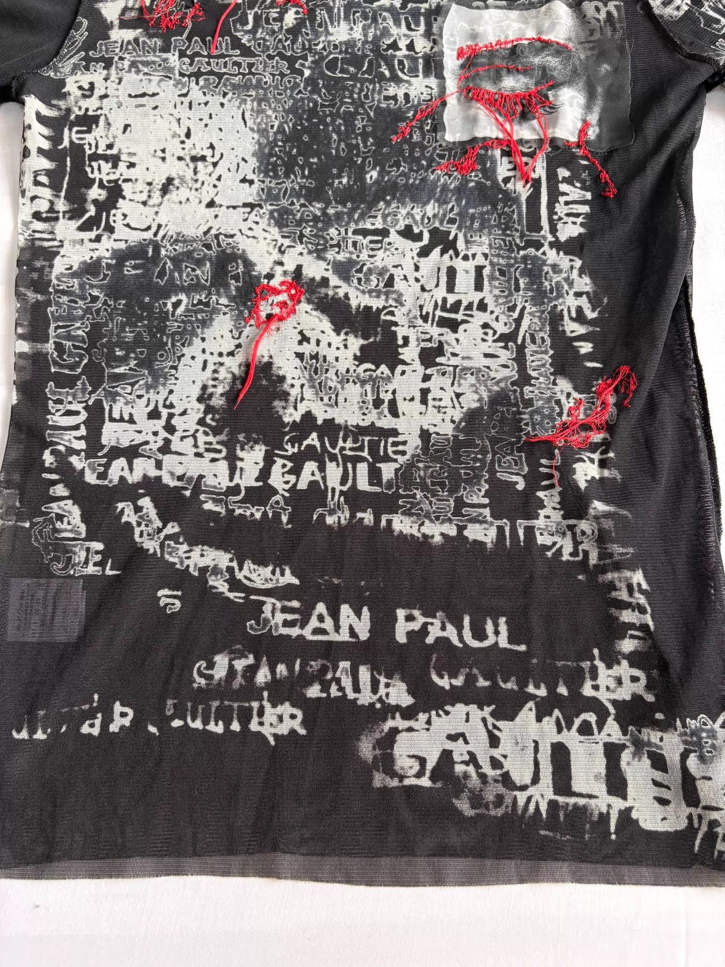 Jean Paul Gaultier JPG 2002 Vintage Madonna Tears Eye Patch Red Thread Tee 48 Size XL / US 12-14 / IT 48-50 - 3 Thumbnail